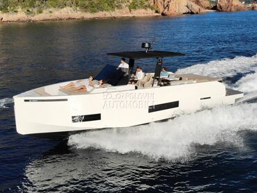 De Antonio Yachts D42