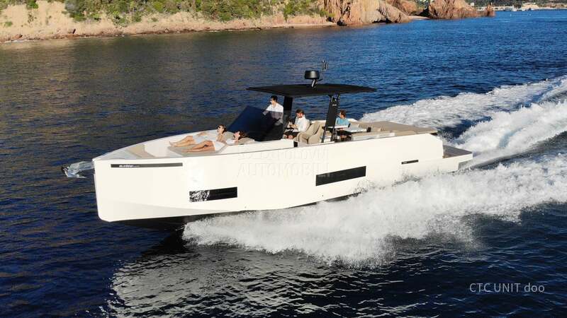 De Antonio Yachts D42