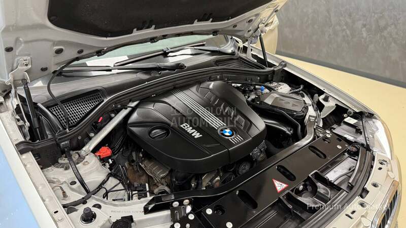 BMW X3 //2.0D/KOŽA/LED/FUL