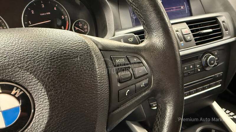 BMW X3 //2.0D/KOŽA/LED/FUL
