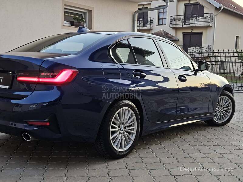 BMW 318 2.0 D Luxurx Line