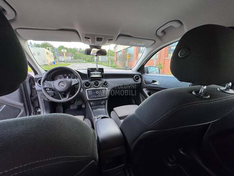 Mercedes Benz A 180 