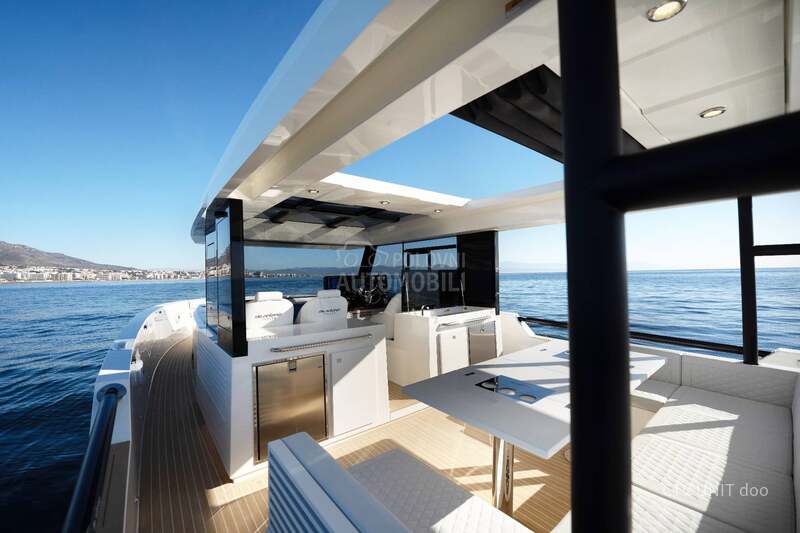 De Antonio Yachts D50 Coupe