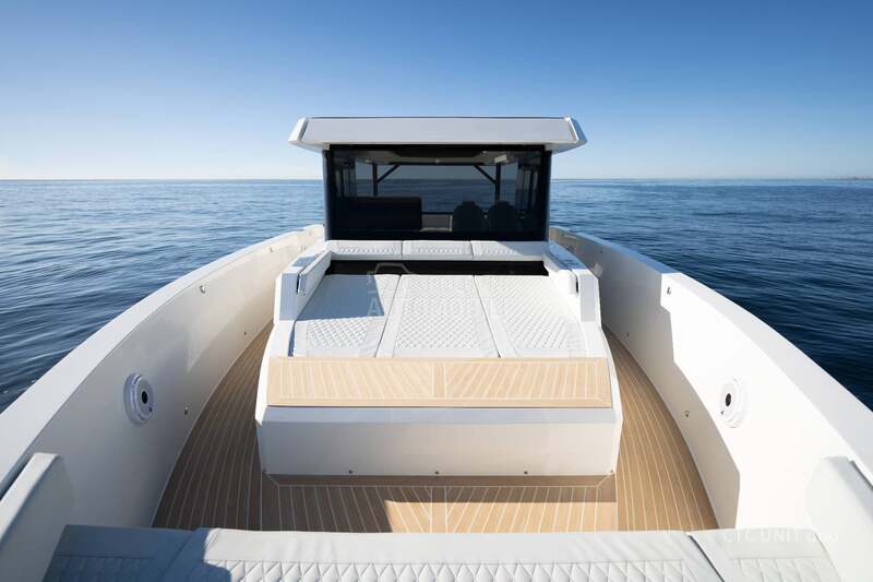 De Antonio Yachts D50 Coupe