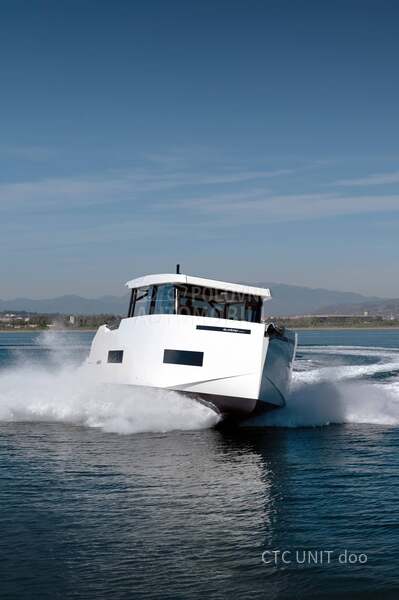 De Antonio Yachts D50 Coupe