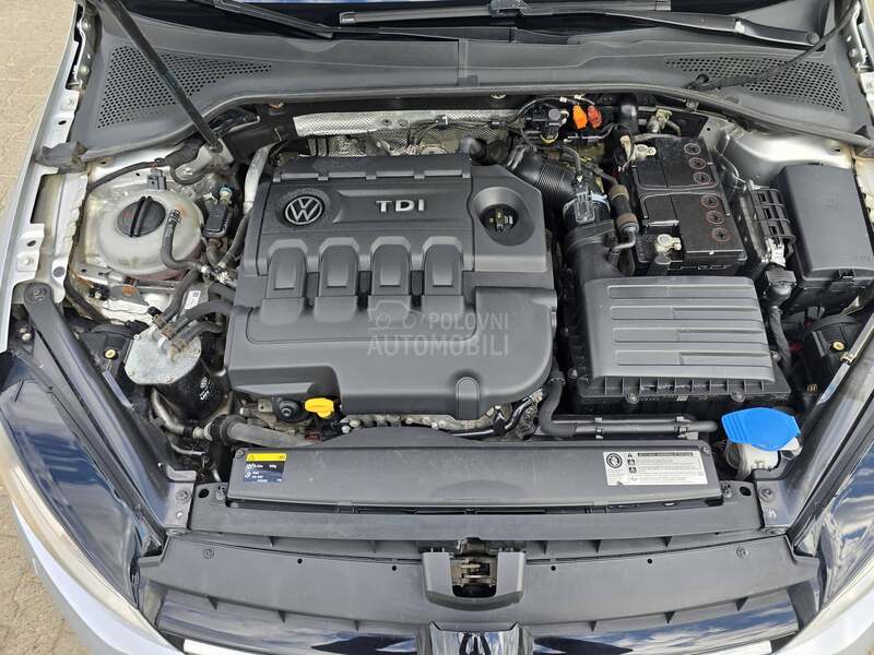 Volkswagen Golf 7 S A L O N