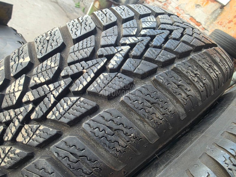 Dunlop 185/60 R15 Sve sezone
