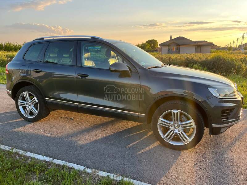 Volkswagen Touareg 3.0 tdi