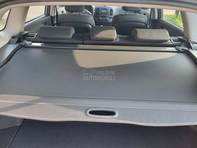 Hyundai i30 1.6 b