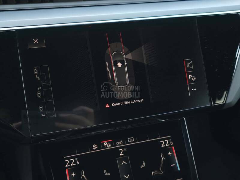 Audi e-tron 50 quattro