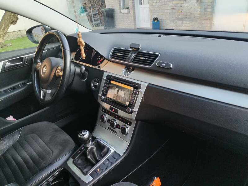 Volkswagen Passat B7 HIGHLINE
