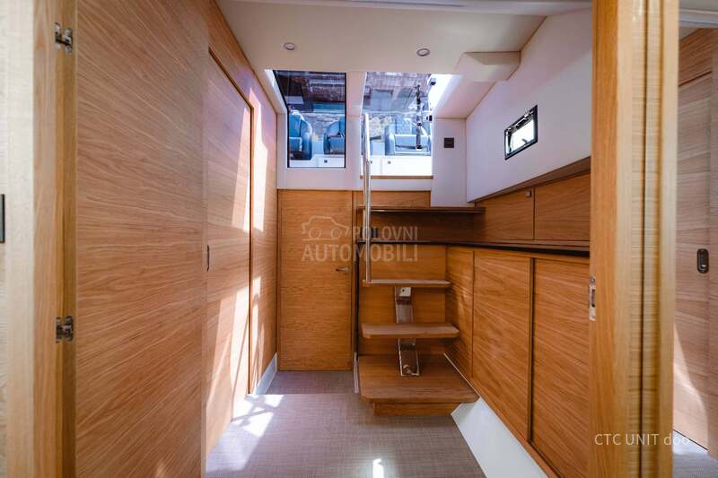 De Antonio Yachts D50