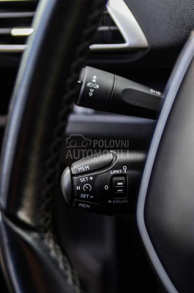 Peugeot 3008 1.5 Blue HDI