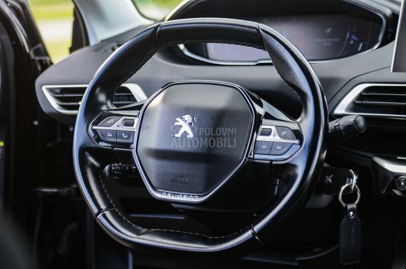 Peugeot 3008 1.5 Blue HDI