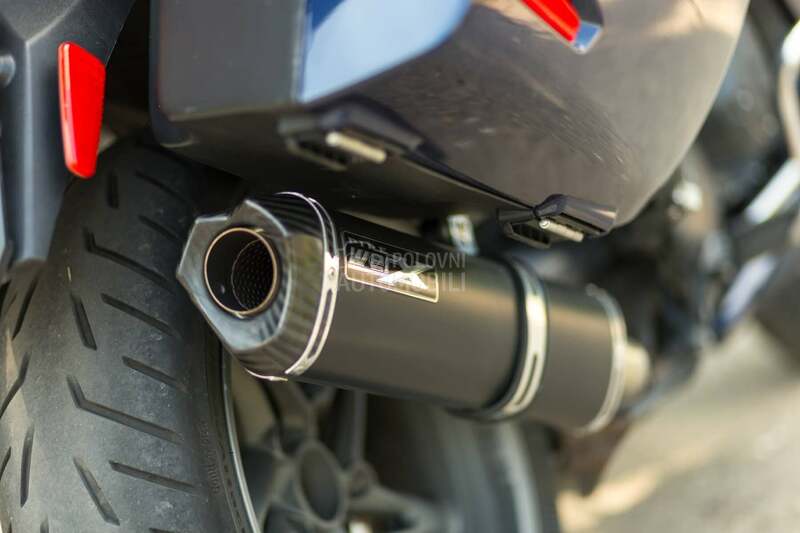 Triumph TROPHY SE