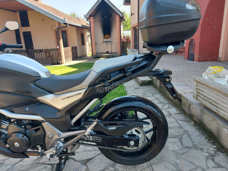 Honda NC 750 S  led