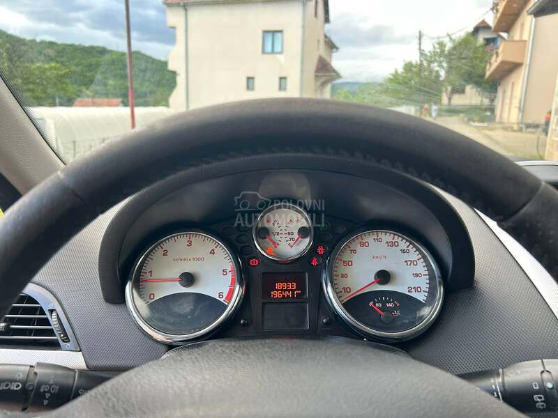 Peugeot 207 1.6 HDI