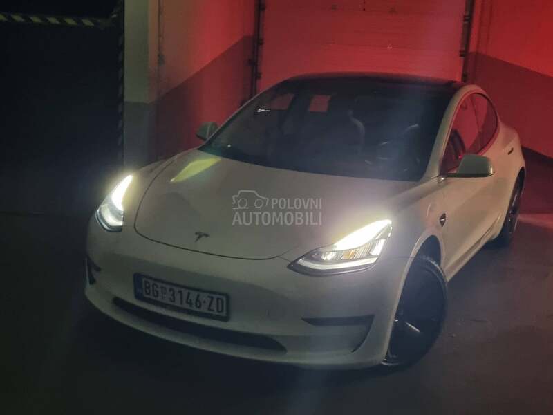 Tesla Model 3 Long Range Dual Awd