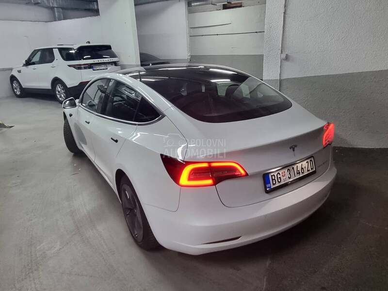 Tesla Model 3 Long Range Dual Awd