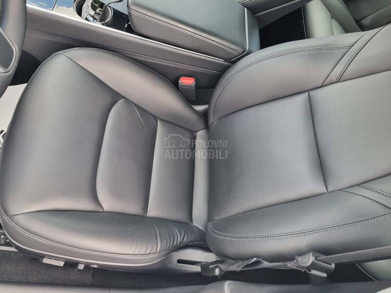 Tesla Model 3 Long Range Dual Awd