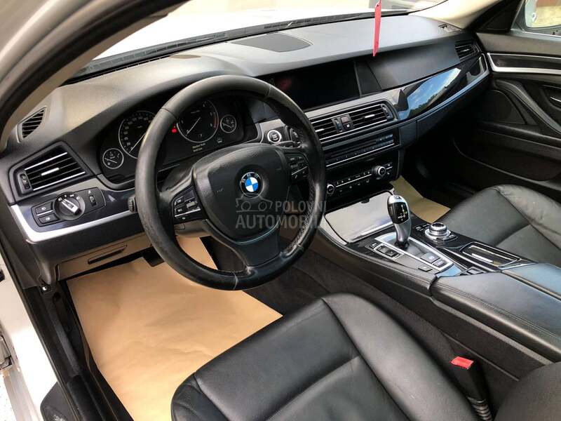 BMW 520 F11