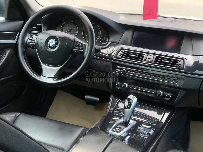 BMW 520 F11