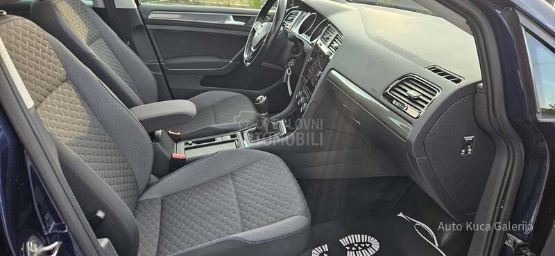 Volkswagen Golf 7 1.6 TDI N o v a