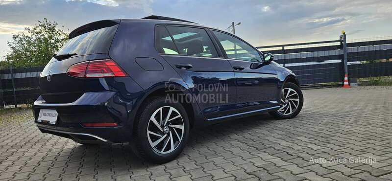 Volkswagen Golf 7 1.6 TDI N o v a