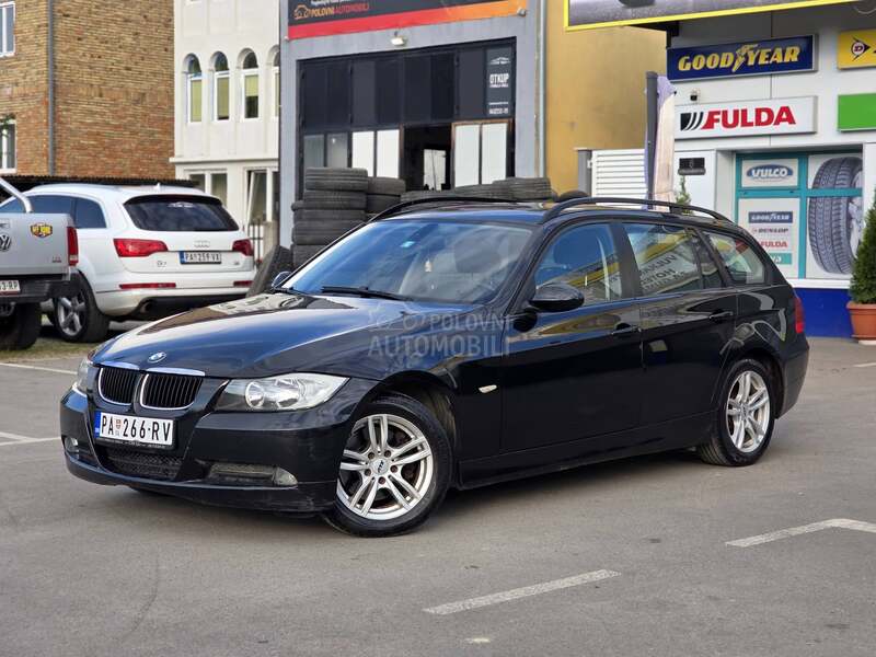 BMW 320 
