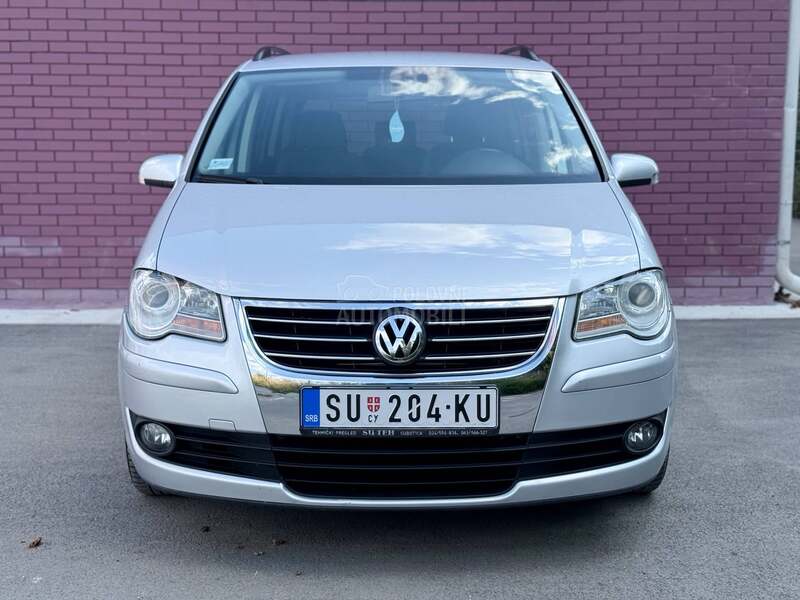 Volkswagen Touran 