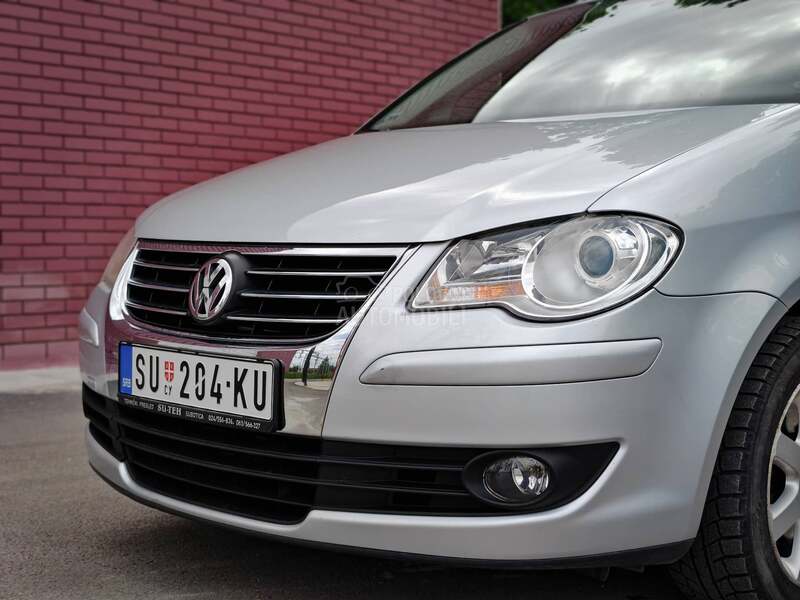Volkswagen Touran 