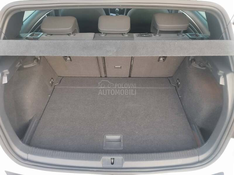 Volkswagen Golf 7 1.4TSI R-Line Lounge
