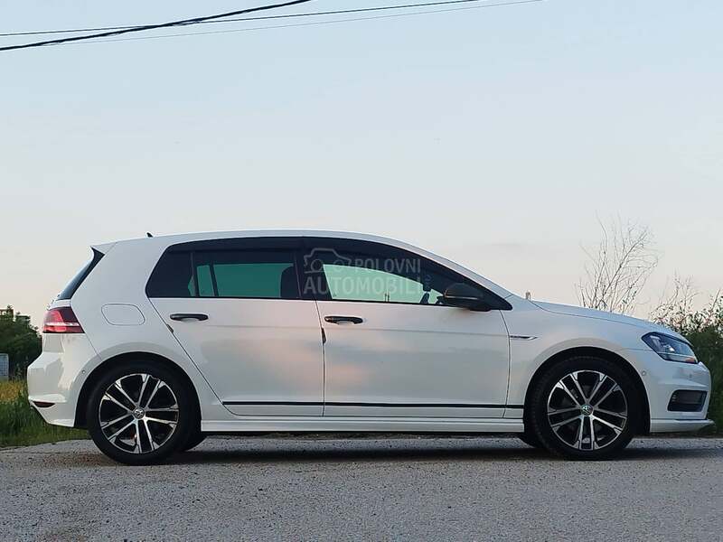 Volkswagen Golf 7 1.4TSI R-Line Lounge