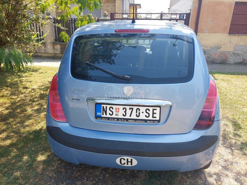 Lancia Ypsilon 1.2  b e n z
