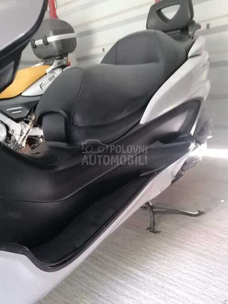 Yamaha Majesty 400