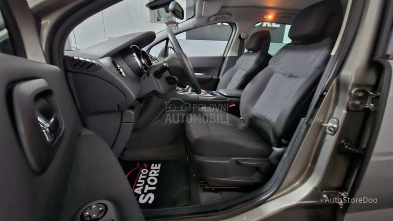 Peugeot 3008 1.6 VTI