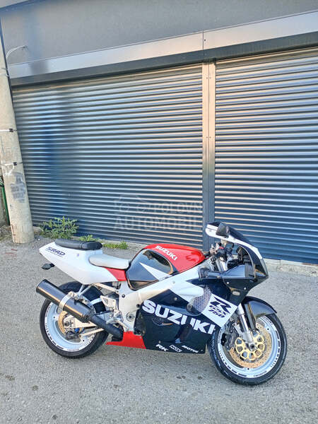 Suzuki gsxr 750