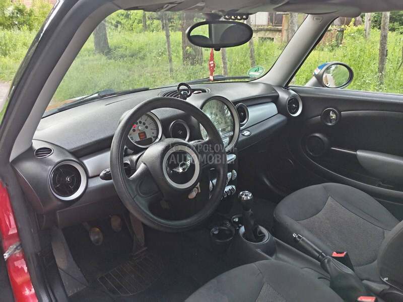 MINI Cooper One