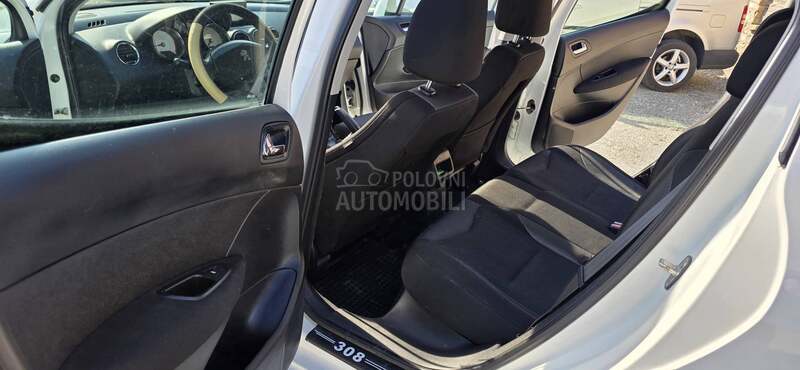 Peugeot 308 1.6hdi led