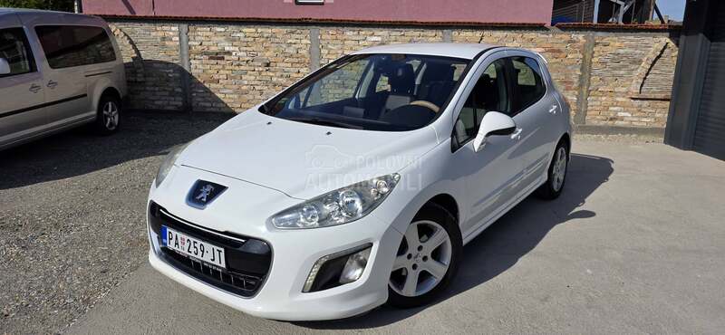 Peugeot 308 1.6hdi led