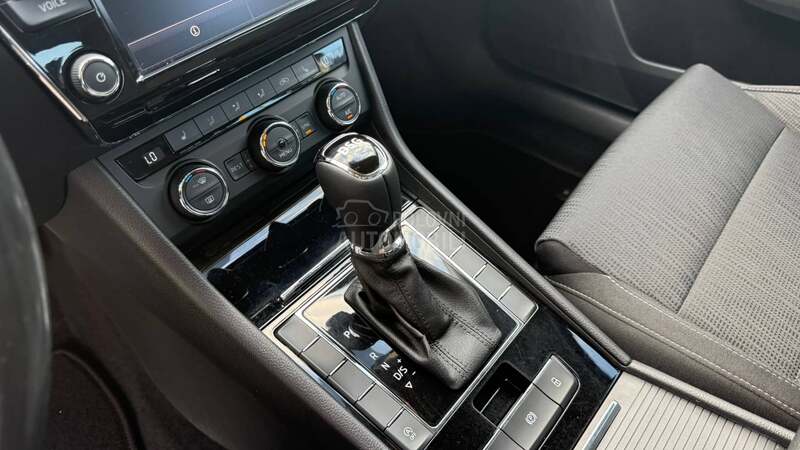 Škoda Superb 2.0tdi F1 DSG 2xLED
