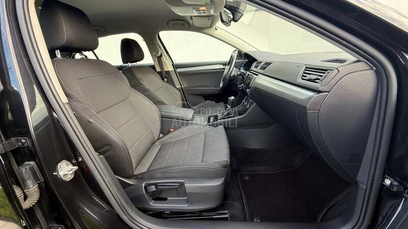 Škoda Superb 2.0tdi F1 DSG 2xLED