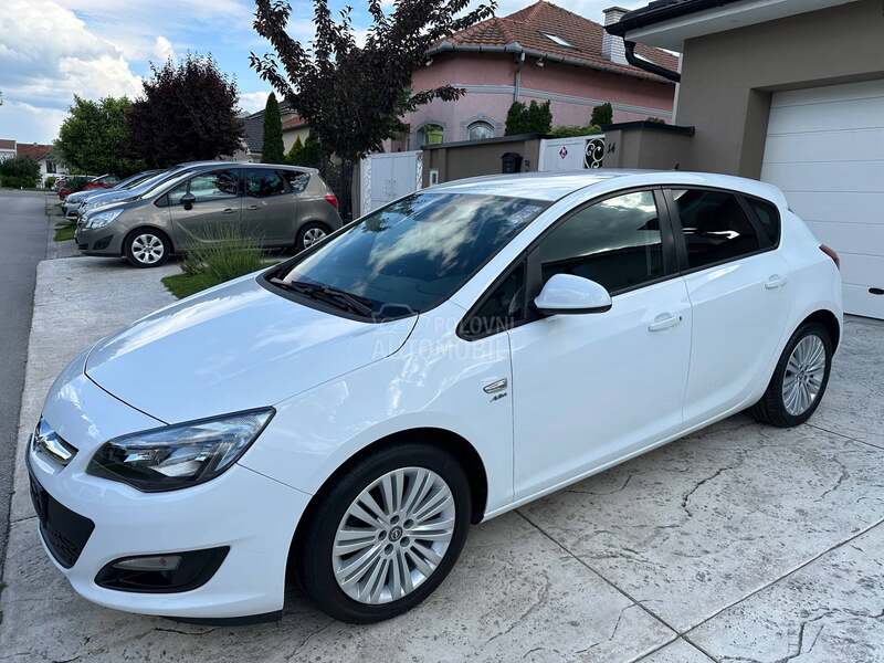 Opel Astra J 1.4 LPG ENJOY