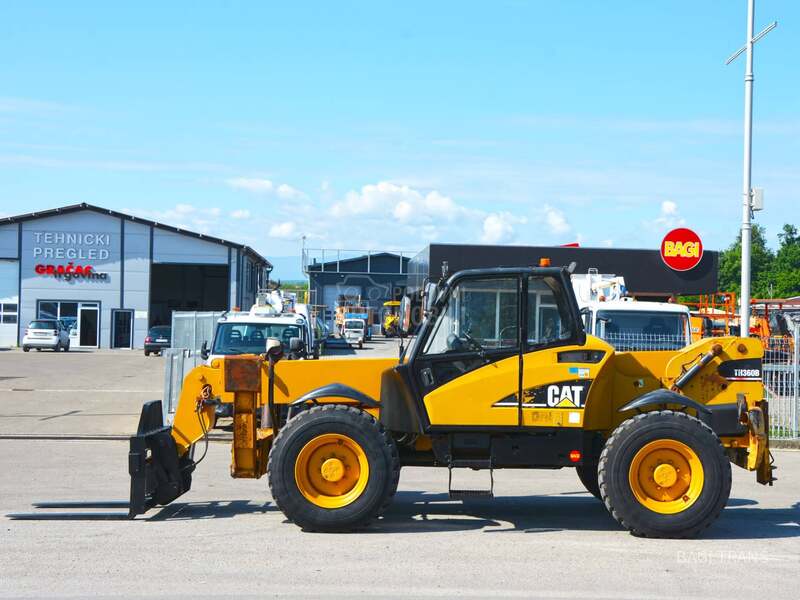 CAT TH360B