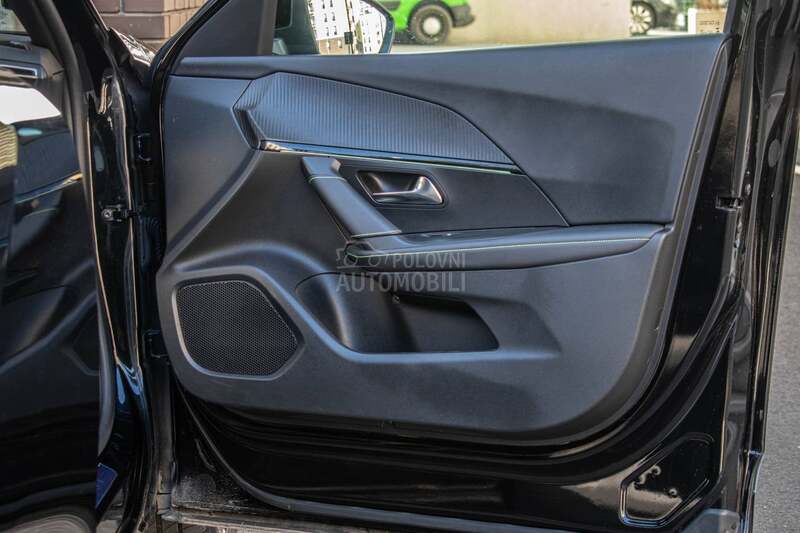 Peugeot 2008 GT LINE PANO