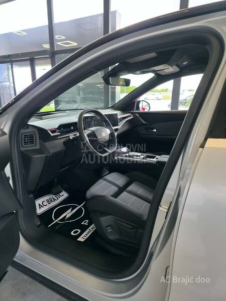 Opel Grandland X 1.2 136 HP AT6 MHEV