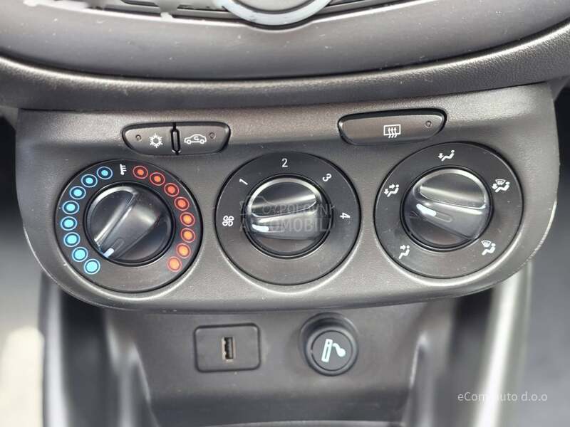 Opel Corsa E 1.4 TNG