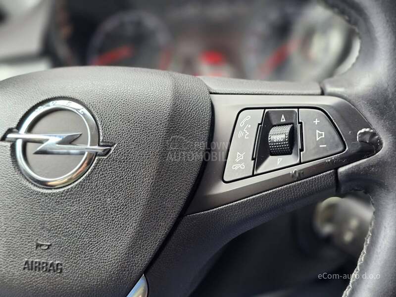 Opel Corsa E 1.4 TNG