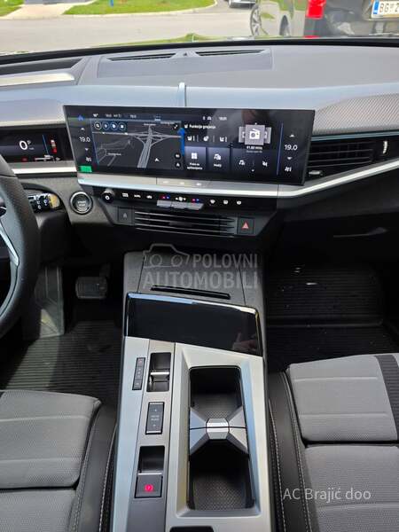 Opel Grandland X 1.2 136 HP AT6 MHEV