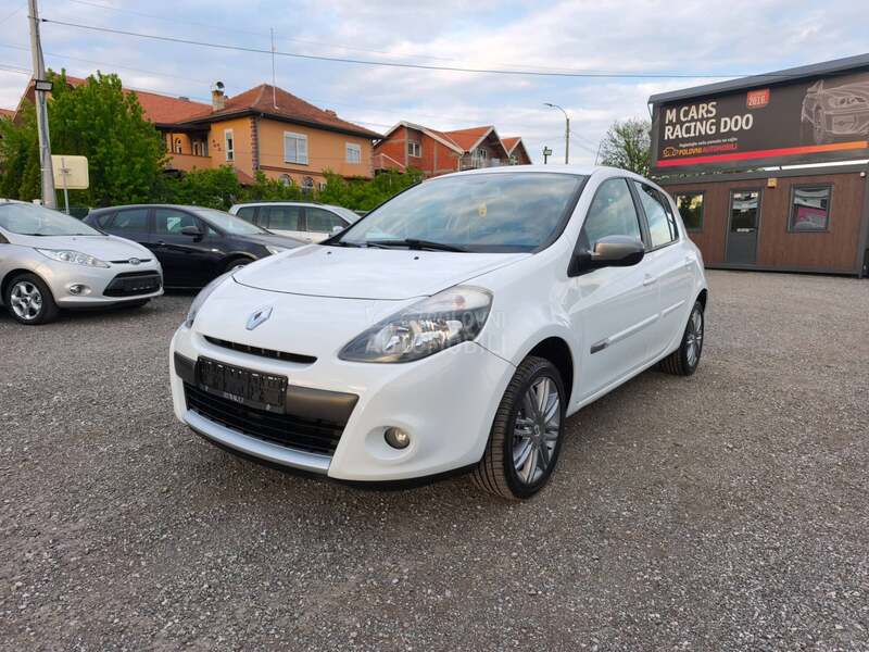 Renault Clio 1.2 NIGHT DAY
